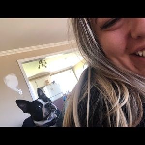 Meet your Posher, Kelly